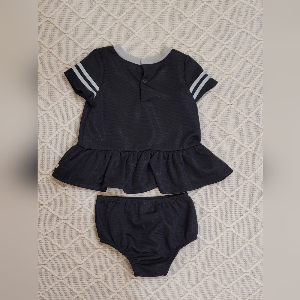 Raiders Outfit - Picture 2 of 3